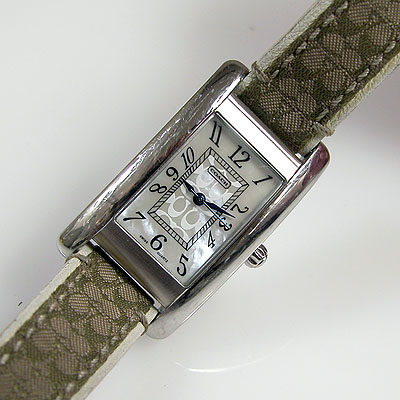 一部予約販売中 レッド 箱付き ベルト0997 時計 EST1941 COACH 腕時計(アナログ)